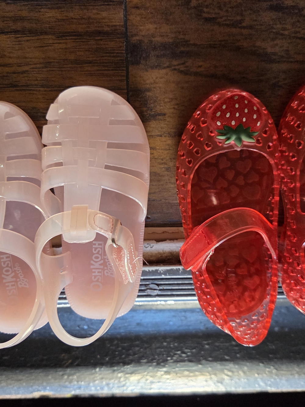 OshKosh B'gosh Translucent Pink and Bright Red Jelly Sandals